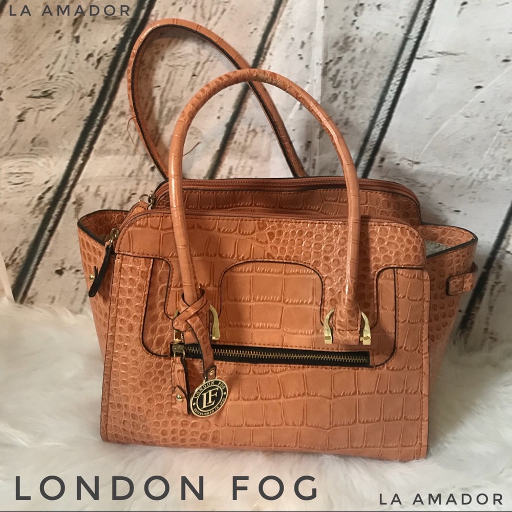 ▪️SOLD▪️London Fog Purse